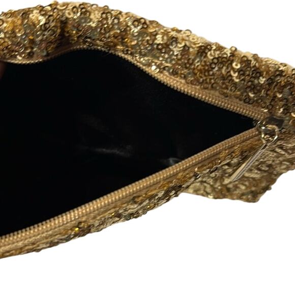 Victoria's Secret Sparkling Gold Sequin Clutch Christmas Parties Holidays - Picture 3 of 11